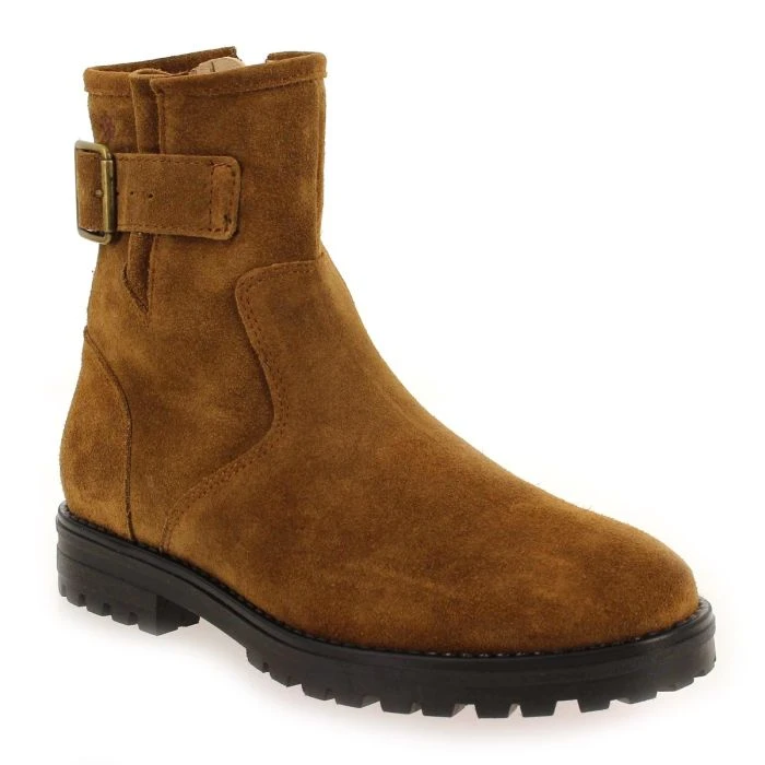 9914 TY - Camel 2 9914 TY - Camel – Image 2