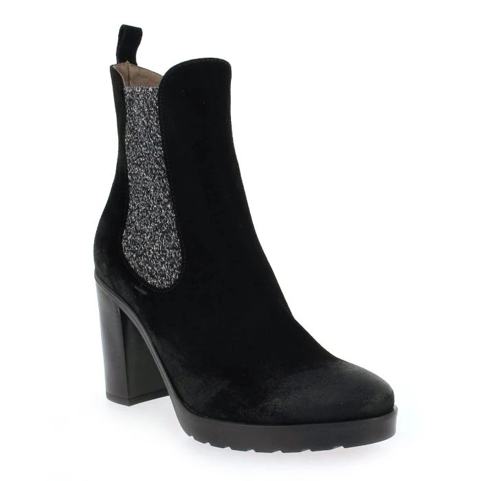 BEATTLES - Cognac 1 BEATTLES - Cognac